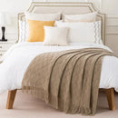 Manta Bordada com Tiras