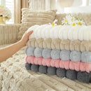 Capa de Sofá Laranja Aveludada com Textura Acolchoada